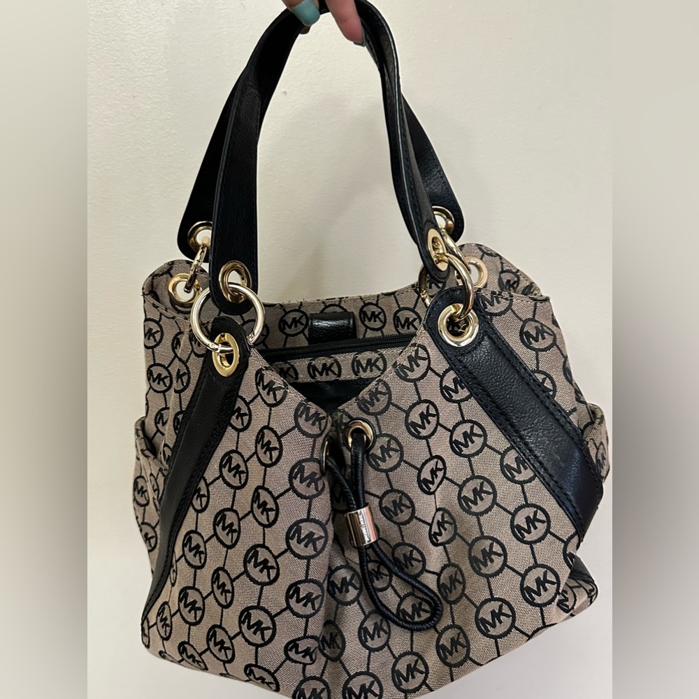 Michael Kors brand new bag without tags